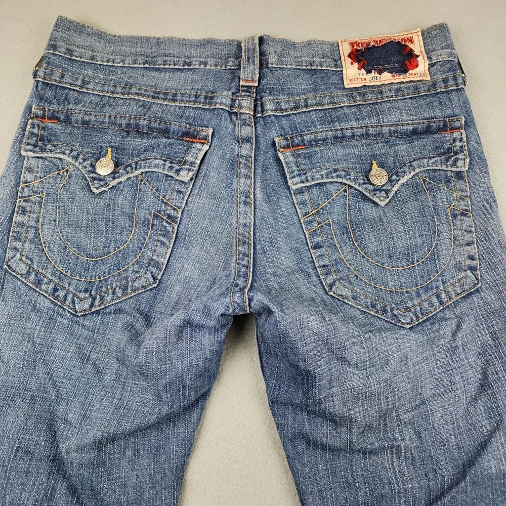True Religion Joey Jeans Mens 34x29 Medium Wash Blue Bootcut USA Denim READ